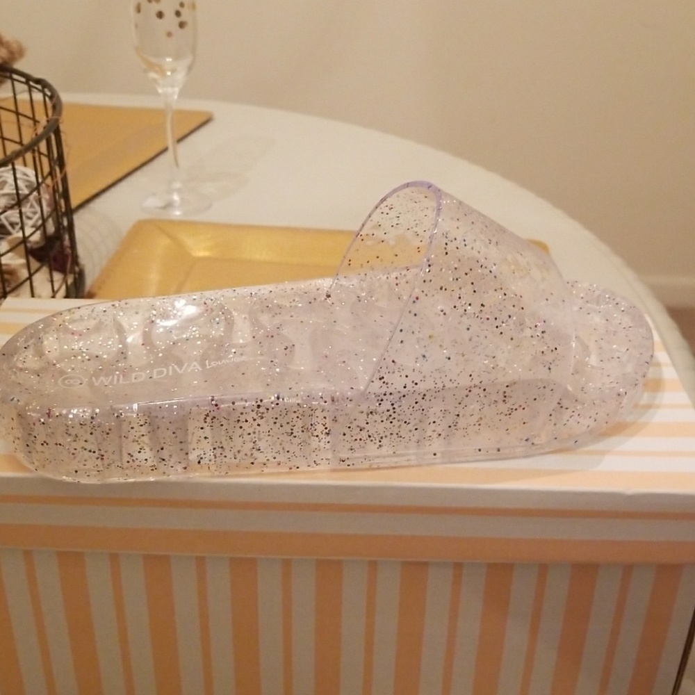 Jelly slippers
